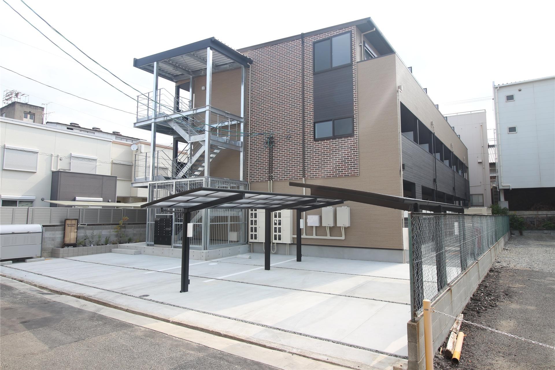 Monolith Bancho 外観